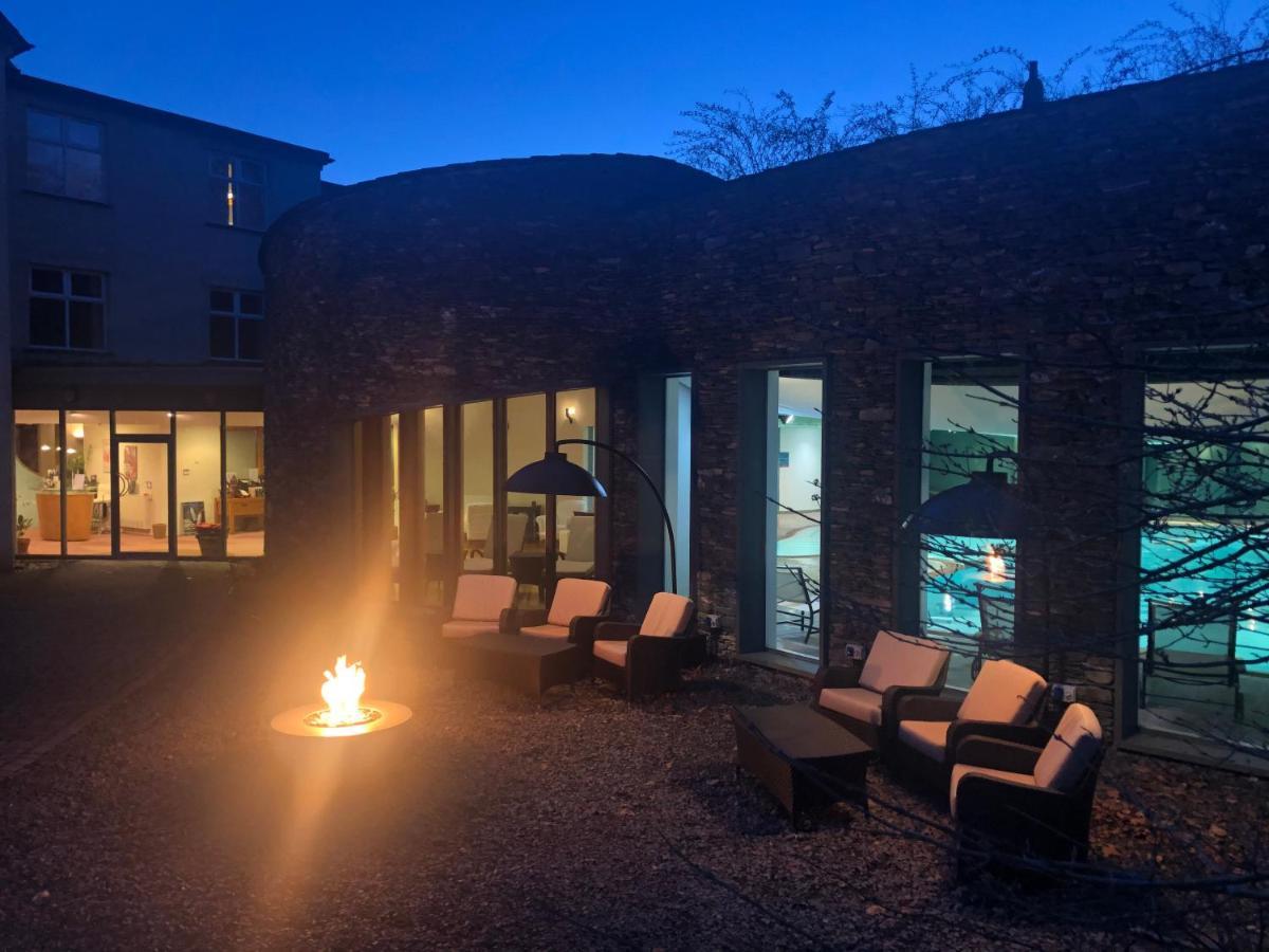 Lakeside Hotel And Spa Exterior foto
